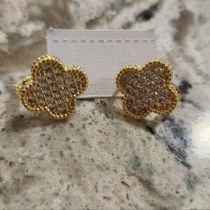 Elegant Gold Flower Stud Earrings